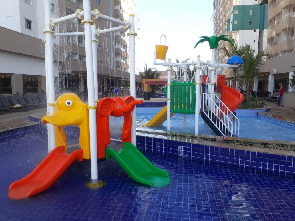 Olimpia Park Resort - 100M Do Parque Thermas Dos Laranjais Kültér fotó